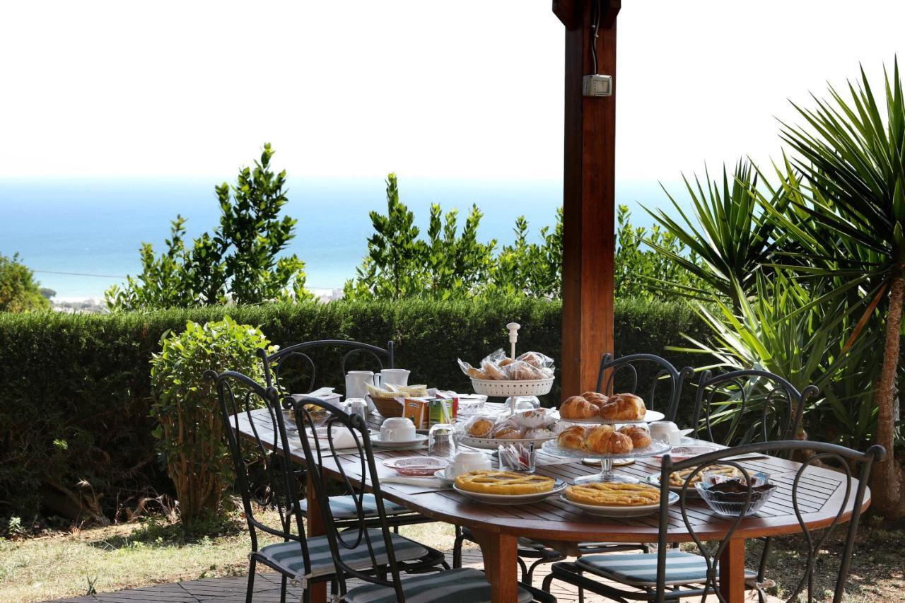 B&B Villa Floriana Tortoreto Εξωτερικό φωτογραφία